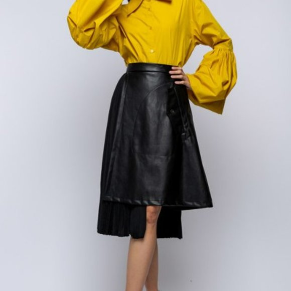 New @The King Kouture Boutique Black Asymmetrical Pleated Vegan Leather Skirt M - Picture 5 of 5